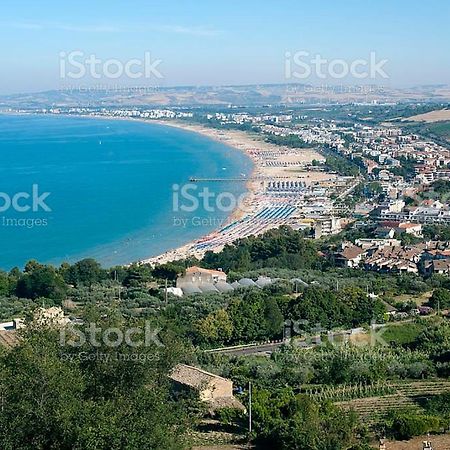Eli 'S Home Vasto Luaran gambar