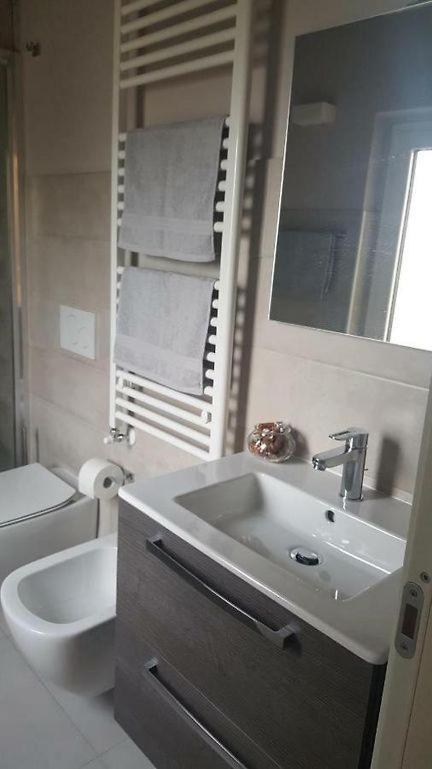 Eli 'S Home Vasto Luaran gambar