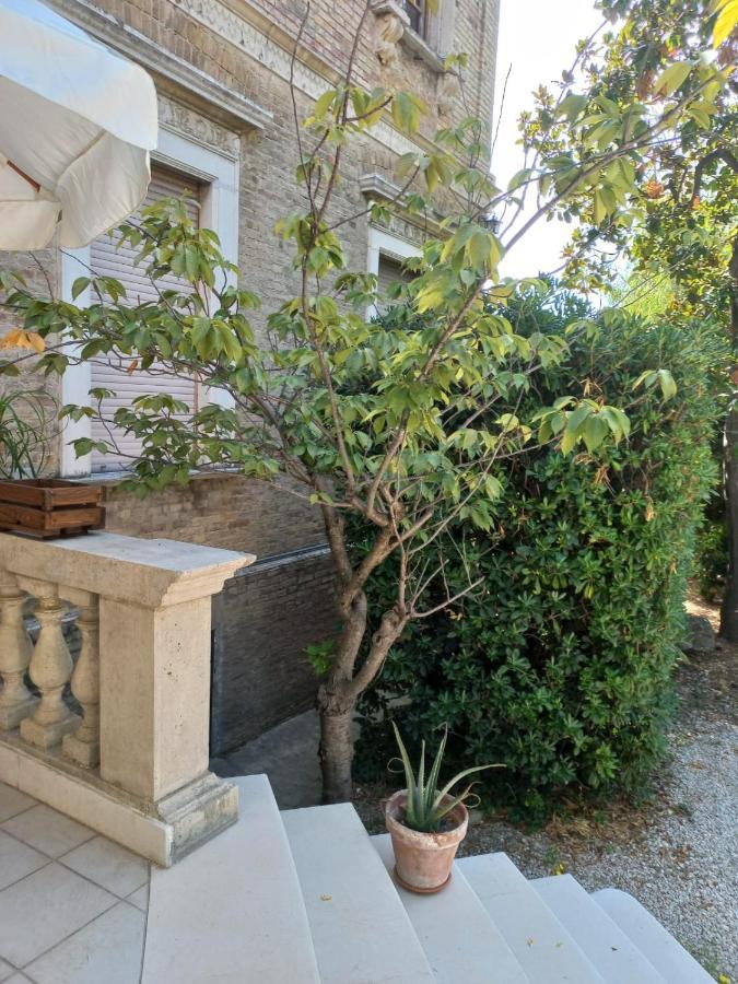 Eli 'S Home Vasto Luaran gambar